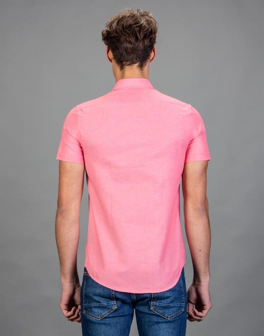 Erkek Slim Fit Dar Kesim Kısa Kollu Pamuklu Oxford Doku Kırmızı Düğmeli Yaka Gömlek