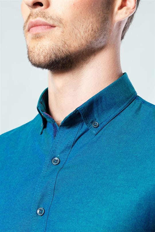 Erkek Slim Fit Dar Kesim Uzun Kollu Pamuklu Oxford Doku Kolay Ütülenebilir Yeşil Düğmeli Yaka Gömlek