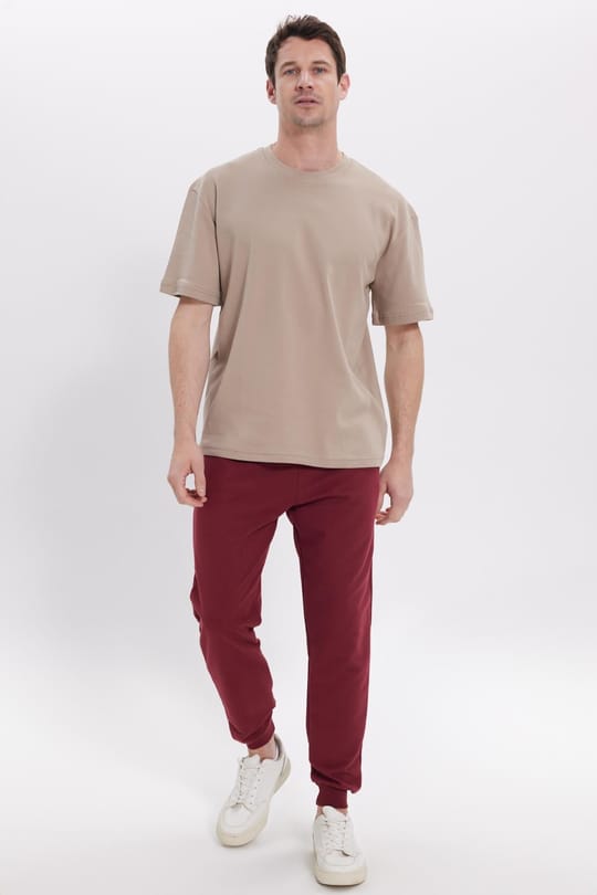Erkek Regular Fit Klasik Kesim Beli Bağcıklı Jogger Cepli Lastikli Paça Bordo Eşofman Altı