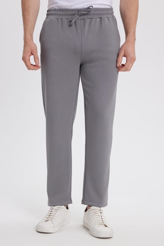Erkek Slim Fit Dar Kesim Beli Bağcıklı 3 Cepli Geniş Paça Açık Füme Eşofman Altı