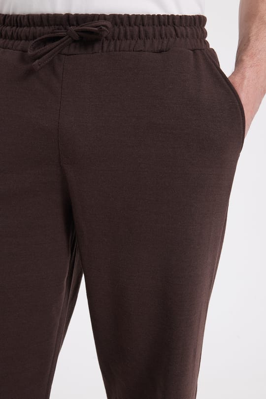 Erkek Kahverengi Pamuklu Baggy Fit Rahat Kesim Beli Bağcıklı Yan Cepli Örme Eşofman Altı