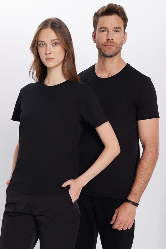 Unisex Slim Fit Dar Kesim %100 Pamuk Yumuşak Dokulu Siyah Bisiklet Yaka Tişört