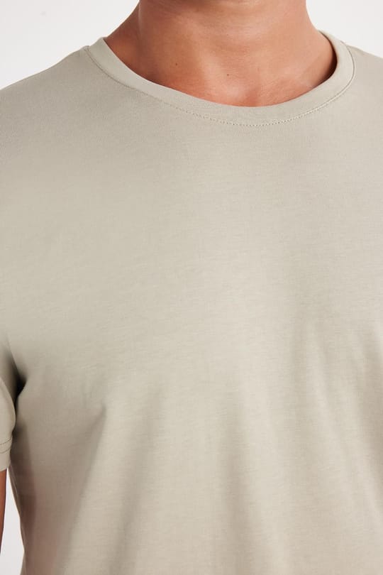 Unisex Slim Fit Dar Kesim %100 Pamuk Yumuşak Dokulu Yeşil Bisiklet Yaka Tişört
