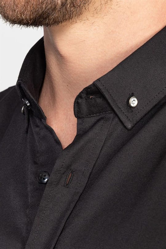 Süper Slim Uzun Kollu Düğmeli Yaka Fit Likralı Gömlek