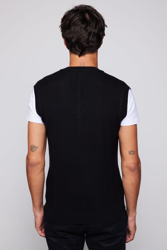 Erkek Slim Fit V Yaka Kendinden Desenli Siyah Süveter