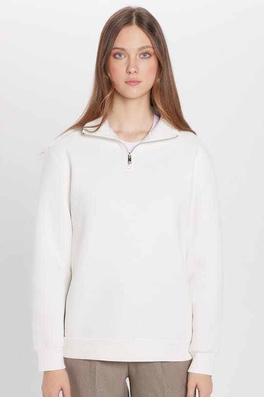 Unisex Relax Fit Rahat Kesim Pamuklu İçi Polarlı Yarım Fermuarlı Beyaz Dik Yaka Sweatshirt