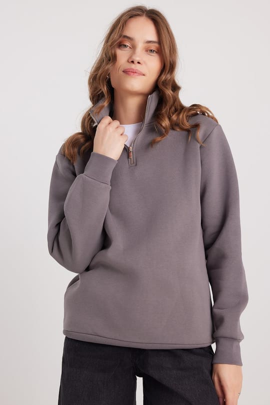 Kadın Relax Fit Rahat Kesim Pamuklu İçi Polarlı Yarım Fermuarlı Gri Dik Yaka Sweatshirt