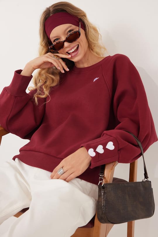 Kadın Regular Fit Klasik Kesim %100 Pamuk Baskılı Bisiklet Yaka Bordo Sweatshirt