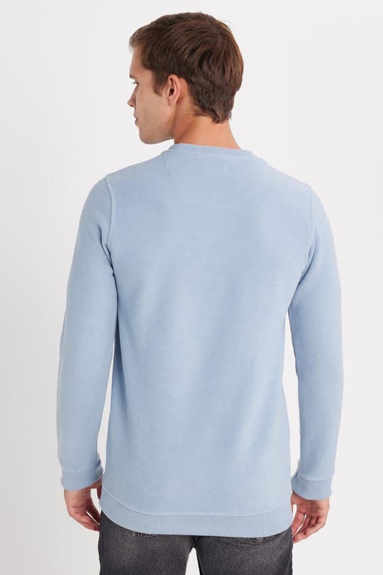 Erkek Slim Fit Dar Kesim Pamuklu Selanik Kumaş Bisiklet Yaka Mavi Sweatshirt