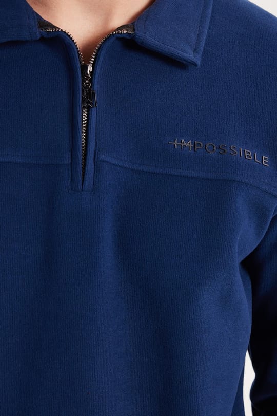 Erkek Standart Fit Pamuklu Selanik Kumaş Yarım Fermuarlı Polo Yaka Baskılı İndigo Sweatshirt