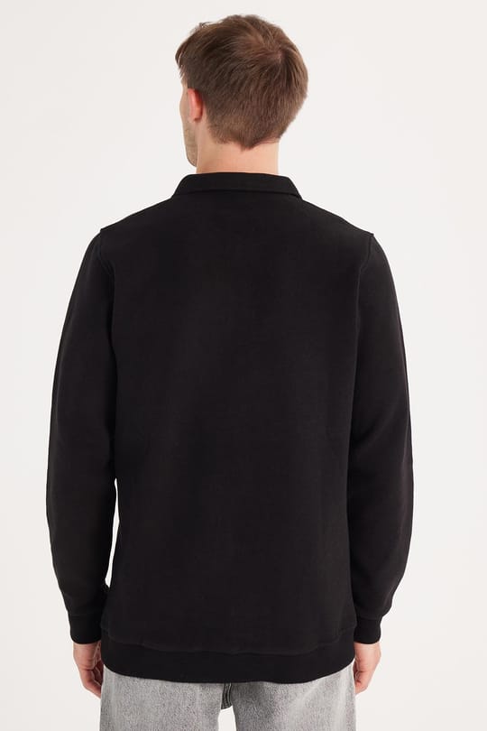 Erkek Standart Fit Pamuklu Selanik Kumaş Yarım Fermuarlı Polo Yaka Baskılı Siyah Sweatshirt