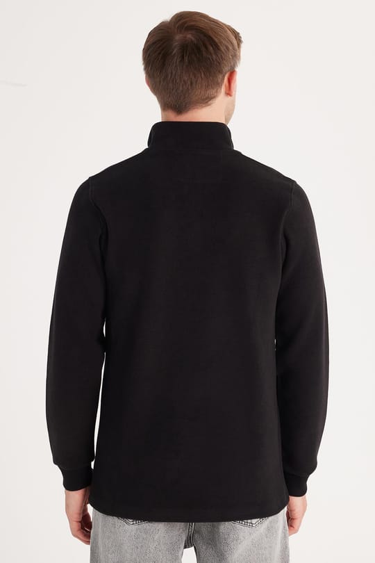 Erkek Slim Fit Dar Kesim Pamuklu Selanik Kumaş Yarım Fermuarlı Siyah Dik Yaka Sweatshirt