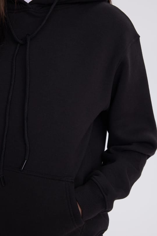 Kadın Relax Fit Rahat Kesim Pamuklu Kapüşonlu Kanguru Cepli Siyah Sweatshirt