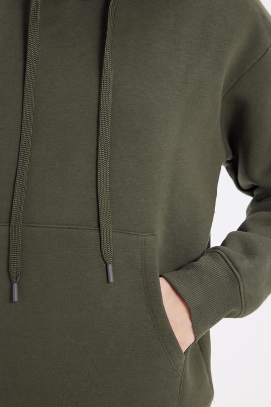 Kadın Oversize Geniş Kesim Pamuklu Yumuşak Dokulu İçi Polarlı Basic Yeşil Kapüşonlu Sweatshirt