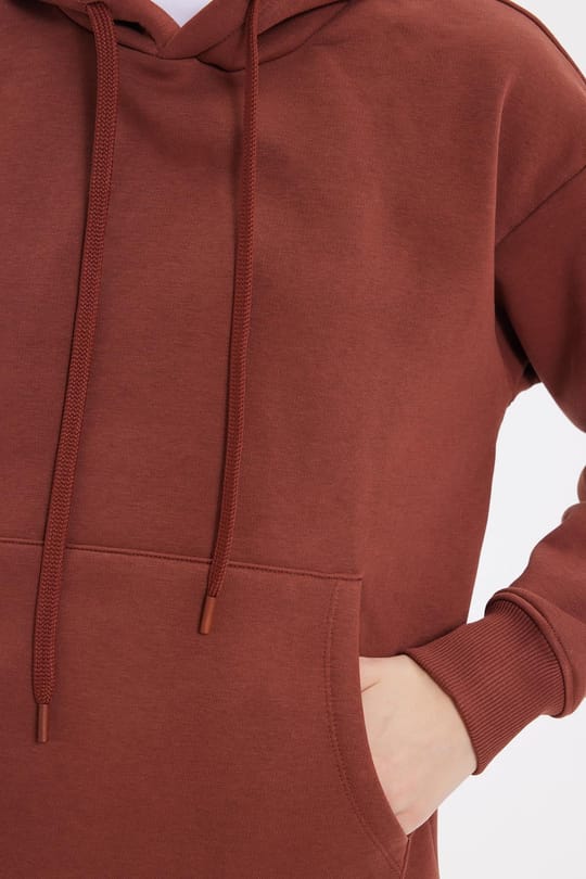 Kadın Oversize Geniş Kesim Pamuklu Yumuşak Dokulu İçi Polarlı Basic Kahverengi Kapüşonlu Sweatshirt