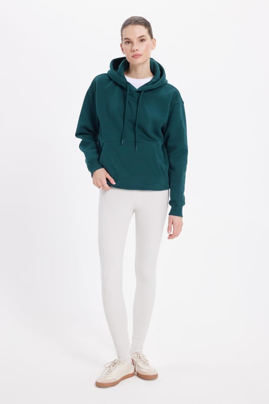 Kadın Oversize Geniş Kesim Pamuklu Yumuşak Dokulu İçi Polarlı Basic Yeşil Kapüşonlu Sweatshirt