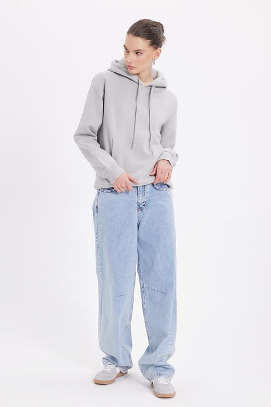 Kadın Oversize Geniş Kesim Pamuklu Yumuşak Dokulu İçi Polarlı Basic Krem Kapüşonlu Sweatshirt