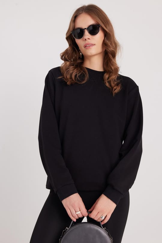 Kadın Oversize Geniş Kesim Pamuklu Basic Siyah Bisiklet Yaka Sweatshirt