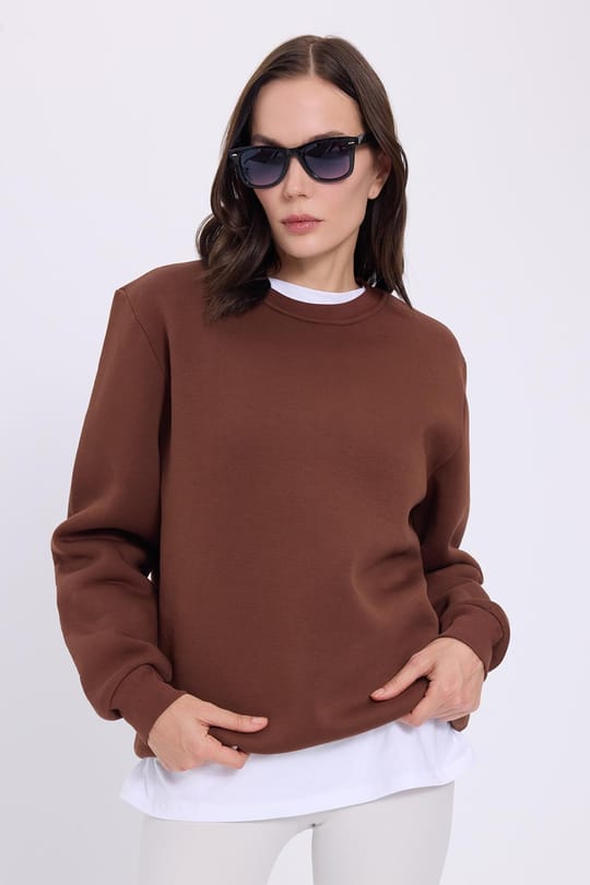 Kadın Oversize Geniş Kesim Pamuklu 3 İplik İçi Polarlı Basic Kahverengi Bisiklet Yaka Sweatshirt