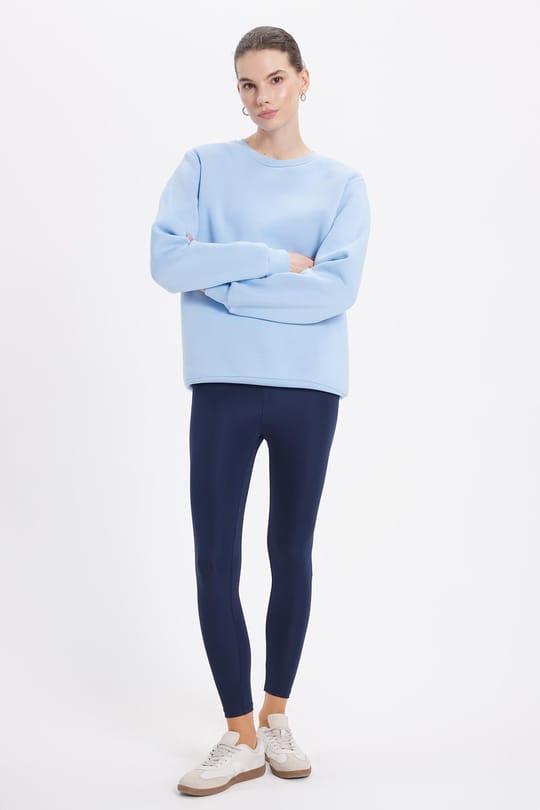Kadın Oversize Geniş Kesim Pamuklu 3 İplik İçi Polarlı Basic Mavi Bisiklet Yaka Sweatshirt