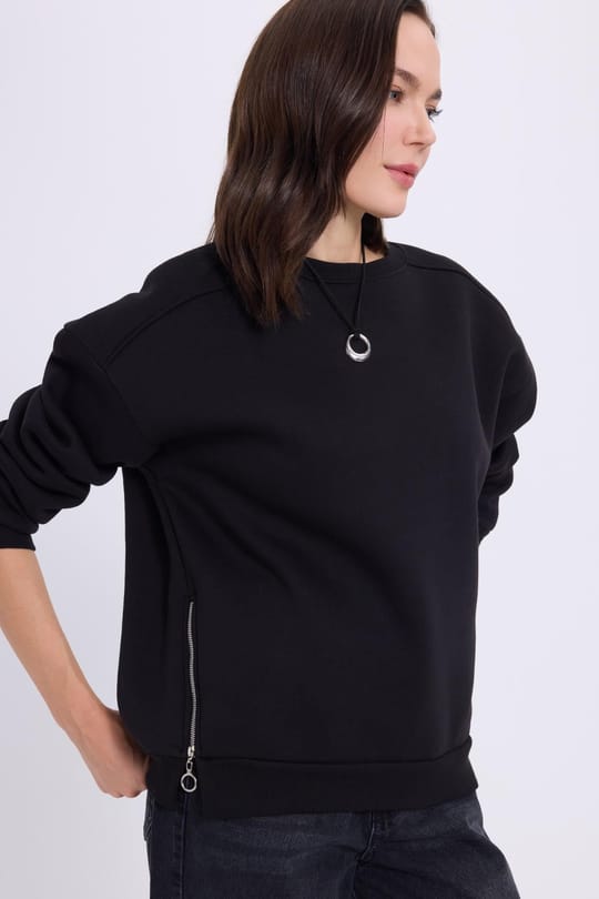 Kadın Oversize Geniş Kesim Pamuklu 3 iplik Bisiklet Yaka Siyah Sweatshirt