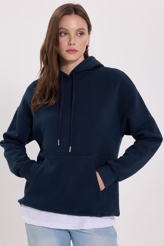 Kadın Regular Fit Klasik Kesim Pamuklu Kapüşonlu Kanguru Cepli Bağcıklı Lacivert Sweatshirt