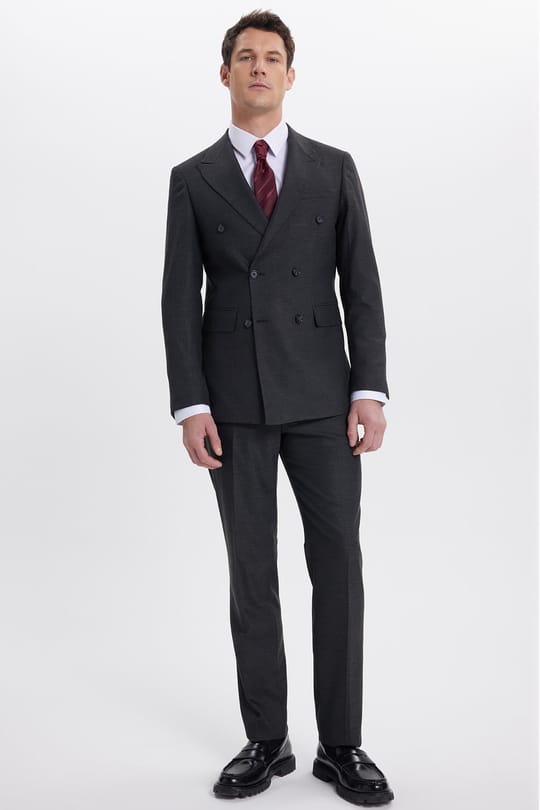 Erkek Slim Fit Sivri Yaka Çizgili Kapaklı Cepli Antrasit Takım Elbise