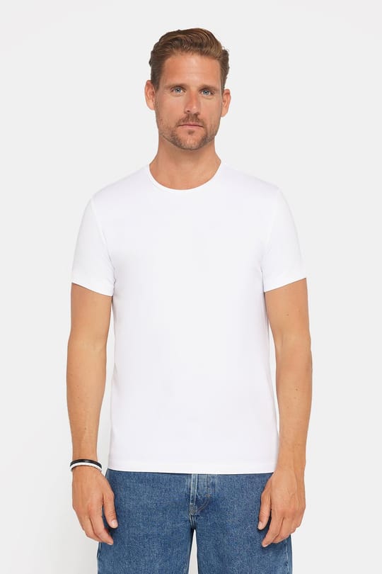 Erkek Slim Fit Dar Kesim Pamuklu Yumuşak Doku Likralı Likralı Kumaş Basic Beyaz Bisiklet Yaka Tişört