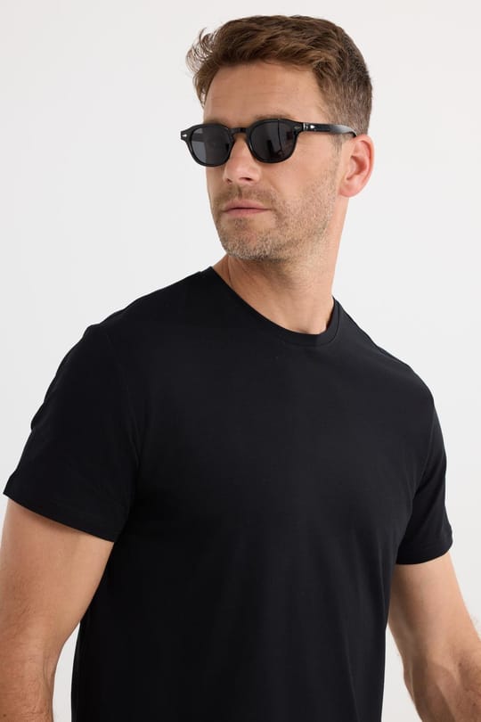 Erkek Slim Fit Dar Kesim Pamuklu Yumuşak Doku Likralı Esnek Kumaş Basic Siyah Bisiklet Yaka Tişört