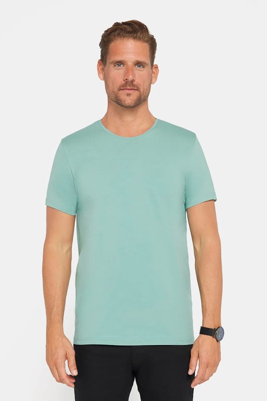 Erkek Slim Fit Dar Kesim Pamuklu Yumuşak Doku Likralı Esnek Kumaş Basic Yeşil Bisiklet Yaka Tişört