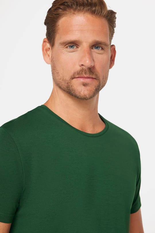 Erkek Slim Fit Dar Kesim Pamuklu Yumuşak Doku Likralı Esnek Kumaş Basic Yeşil Bisiklet Yaka Tişört