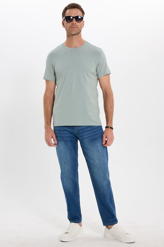 Erkek Slim Fit Dar Kesim Pamuklu Yumuşak Doku Likralı Esnek Kumaş Basic Mint Bisiklet Yaka Tişört