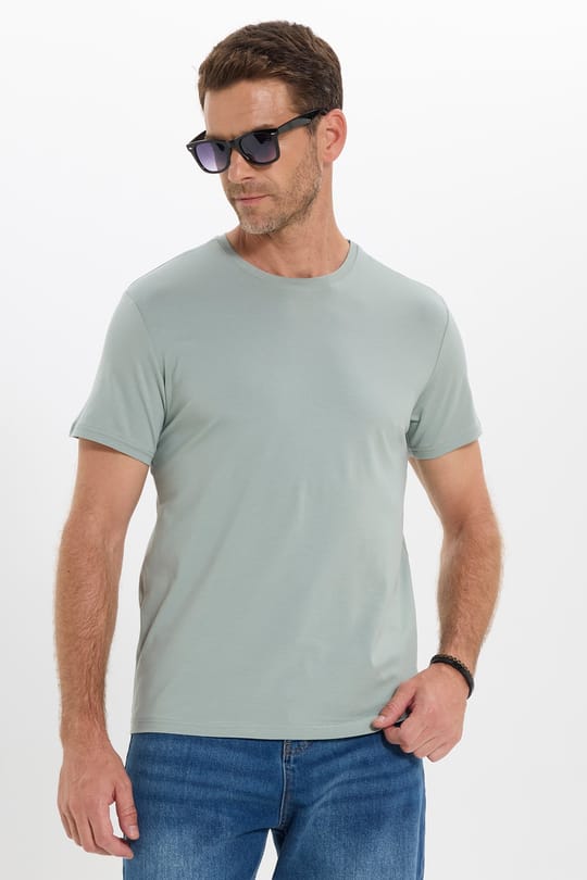 Erkek Slim Fit Dar Kesim Pamuklu Yumuşak Doku Likralı Esnek Kumaş Basic Mint Bisiklet Yaka Tişört