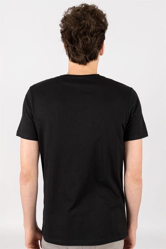 Erkek Slim Fit Dar Kesim %100 Pamuk Yumuşak Dokulu Baskılı Siyah Bisiklet Yaka Tişört