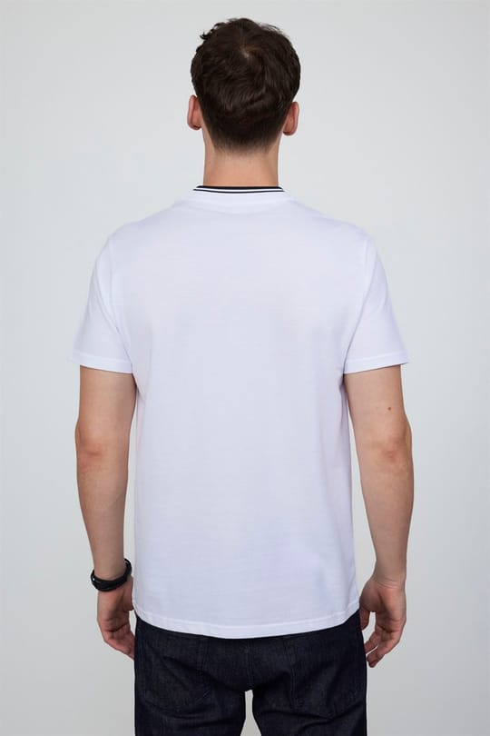 Erkek Slim Fit Dar Kesim %100 Pamuk Düz Pike Beyaz Hakim Yaka Tişört