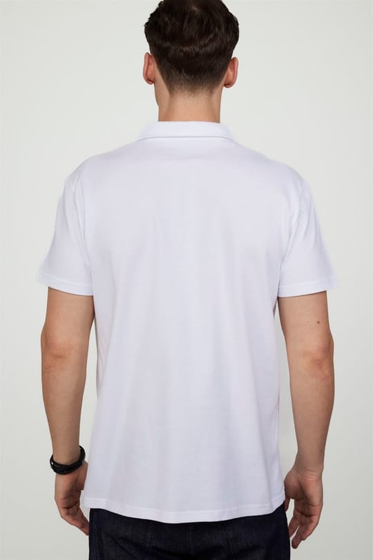 Erkek Slim Fit Dar Kesim %100 Pamuk Desenli Beyaz Polo Yaka Tişört