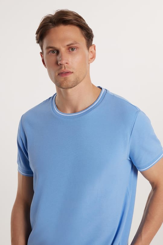 Erkek Slim Fit Dar Kesim %100 Pamuk Düz Pike Mavi Bisiklet Yaka Tişört