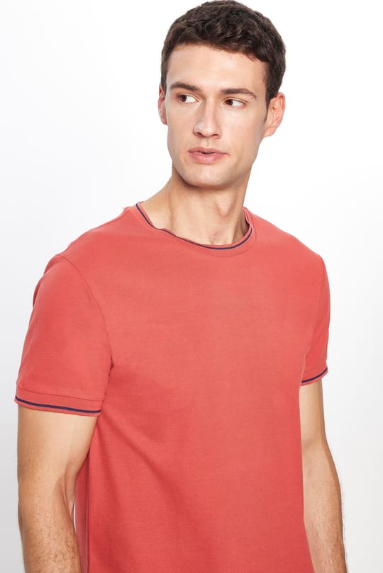 Erkek Slim Fit Dar Kesim %100 Pamuk Düz Pike Kiremit Bisiklet Yaka Tişört