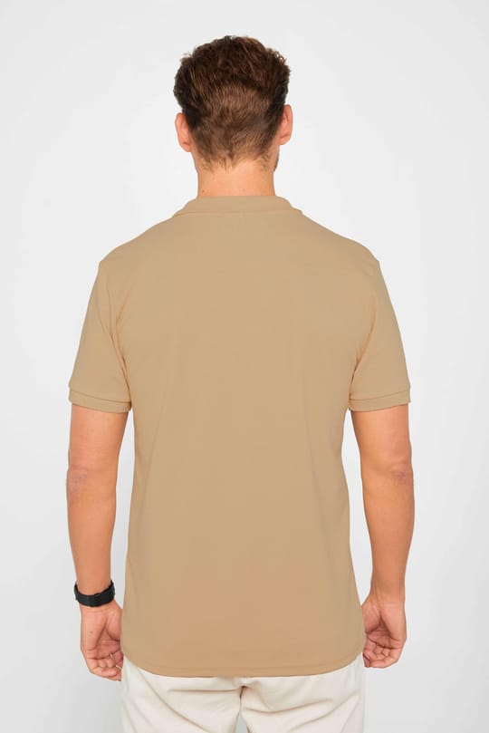 Erkek Slim Fit Dar Kesim %100 Pamuk Düz Pike Kum Rengi Polo Yaka Tişört