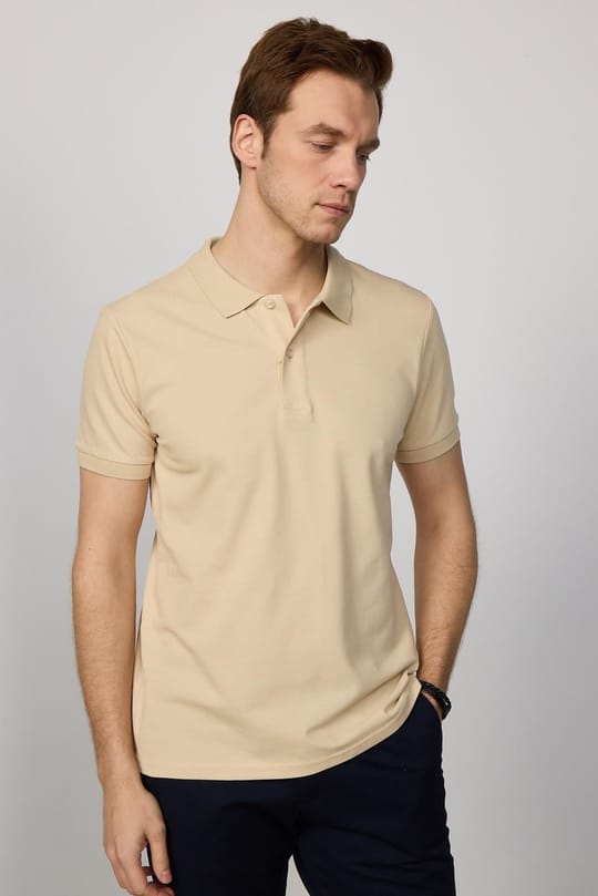 Erkek Slim Fit Dar Kesim %100 Pamuk Düz Pike Krem Renk Polo Yaka Tişört