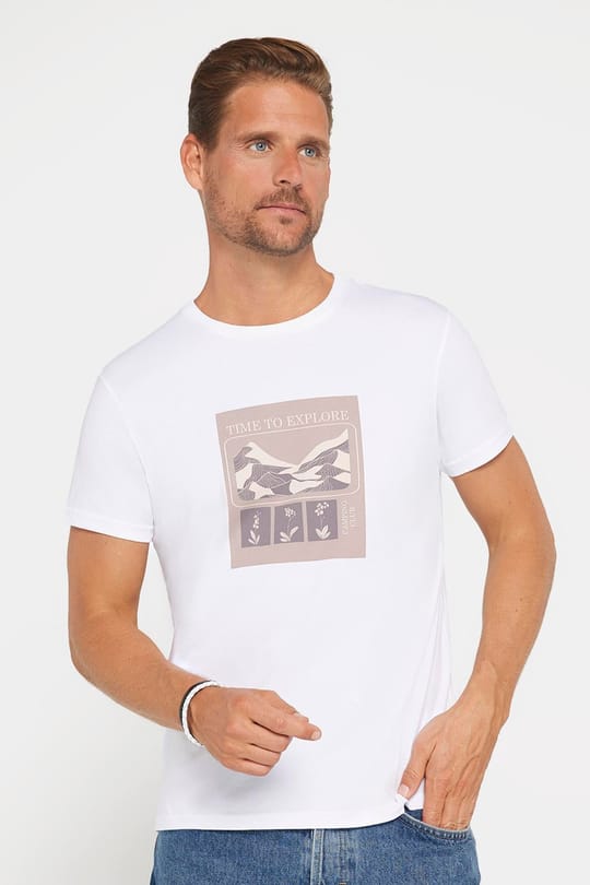 Erkek Slim Fit Dar Kesim %100 Pamuk Yumuşak Dokulu Baskılı Beyaz Bisiklet Yaka Tişört