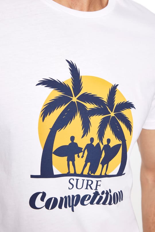 Erkek Slim Fit Dar Kesim %100 Pamuk Yumuşak Dokulu Baskılı Beyaz Bisiklet Yaka Tişört