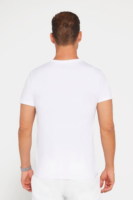 Erkek Slim Fit Dar Kesim %100 Pamuk Yumuşak Dokulu Baskılı Beyaz Bisiklet Yaka Tişört