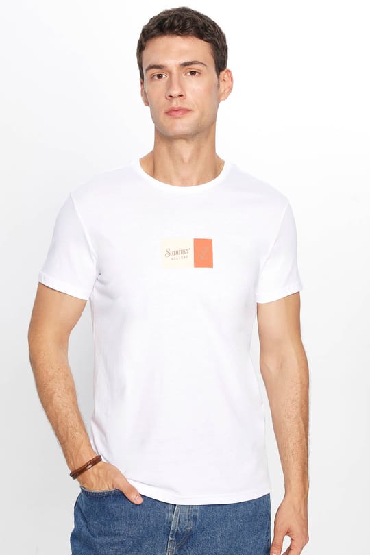 Erkek Slim Fit Dar Kesim %100 Pamuk Yumuşak Dokulu Baskılı Beyaz Bisiklet Yaka Tişört