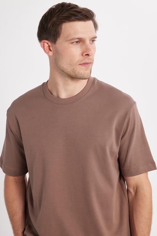 Unisex Relax Fit Rahat Kesim %100 Pamuk Yumuşak Dokulu Hafif Kalın Kahverengi Bisiklet Yaka Tişört