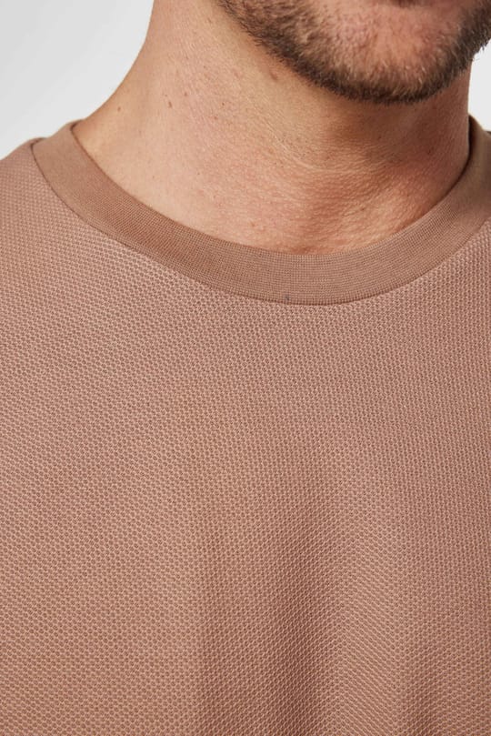 Erkek Slim Fit Dar Kesim %100 Pamuk Yumuşak Dokulu Desenli Camel Bisiklet Yaka Tişört
