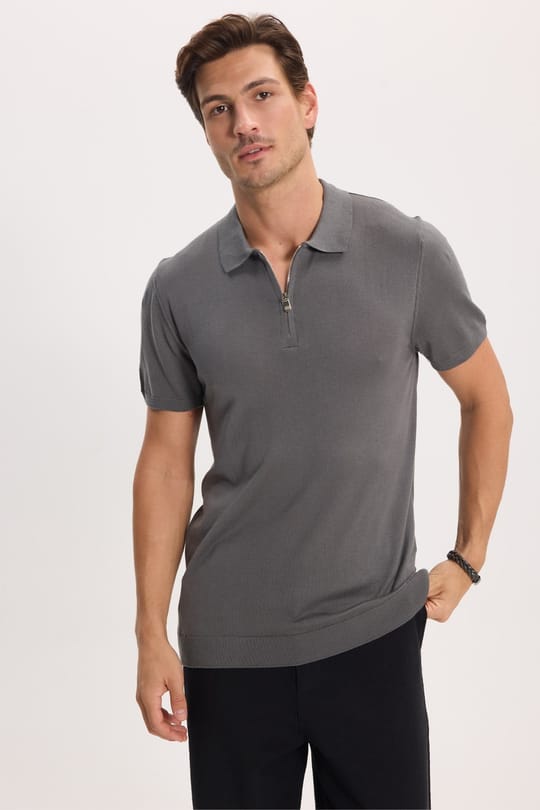 Erkek Slim Fit Dar Kesim %100 Pamuk Örme Triko Fermuarlı Füme Polo Yaka Tişört