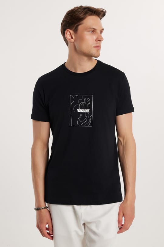 Erkek Slim Fit Dar Kesim %100 Pamuk Yumuşak Dokulu Baskılı Siyah Bisiklet Yaka Tişört