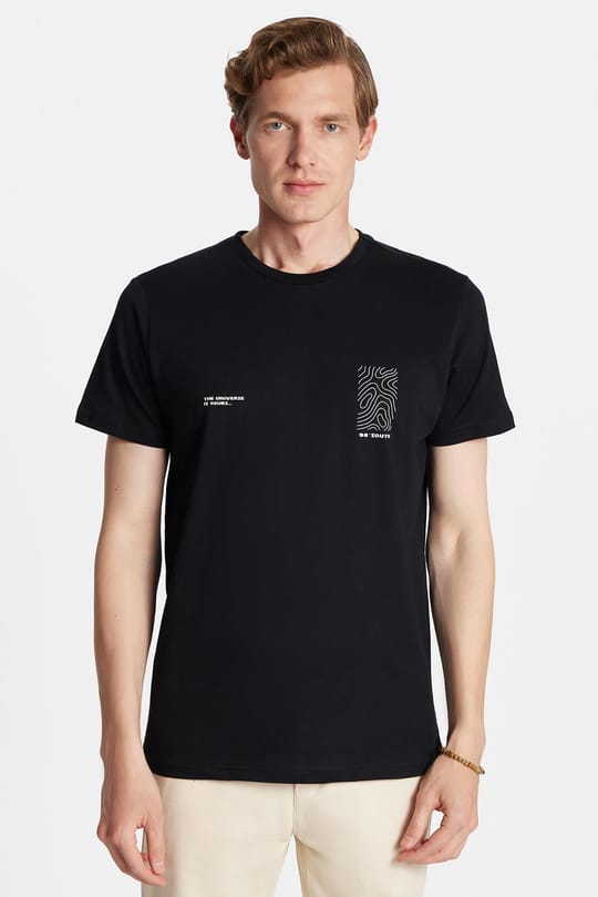 Erkek Slim Fit Dar Kesim %100 Pamuk Yumuşak Dokulu Baskılı Siyah Bisiklet Yaka Tişört
