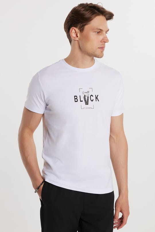 Erkek Slim Fit Dar Kesim %100 Pamuk Yumuşak Dokulu Baskılı Beyaz Bisiklet Yaka Tişört